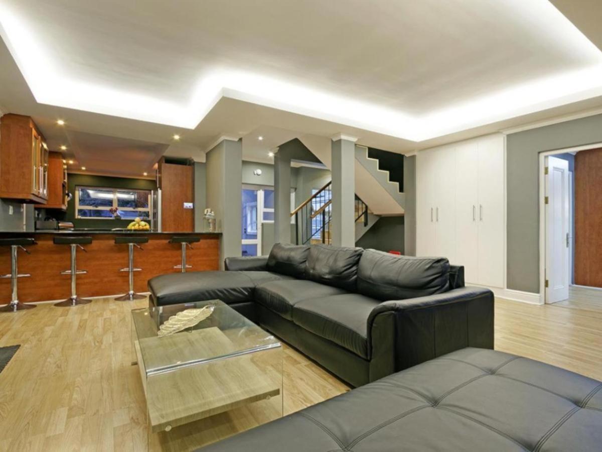 Villa De La Mer Hout Bay Beachfront Kapsztad Zewnętrze zdjęcie